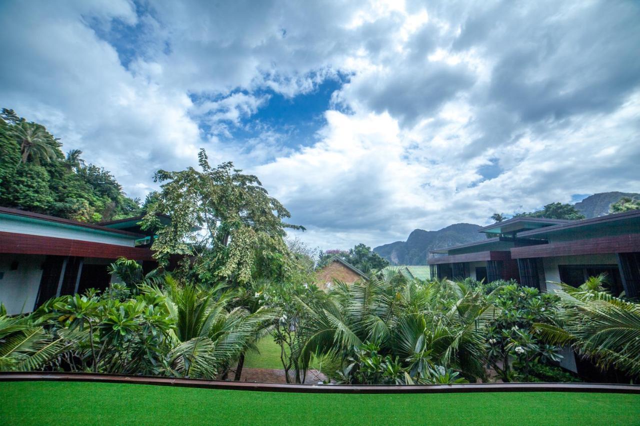 Chaokoh Phi Phi Hotel And Resort- Sha Extra Plus Exterior photo